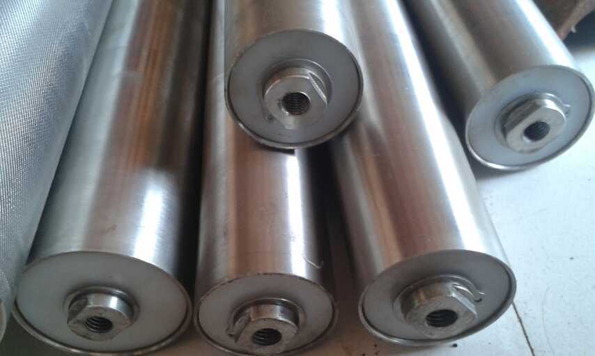 輥?zhàn)虞斔蜋C(jī)，輥道輸送機(jī)